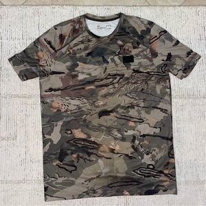 Under Armour heat gear camo shirt
